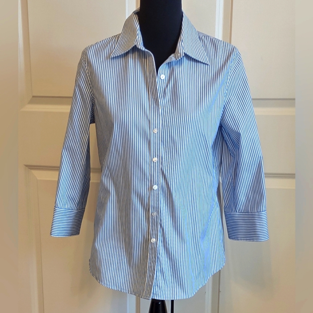 Liz Claiborne Blue & White Striped Button Down Shirt EUC